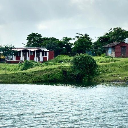 Hotel Mauli Agro Farm Dam View Resort Satara Exterior foto